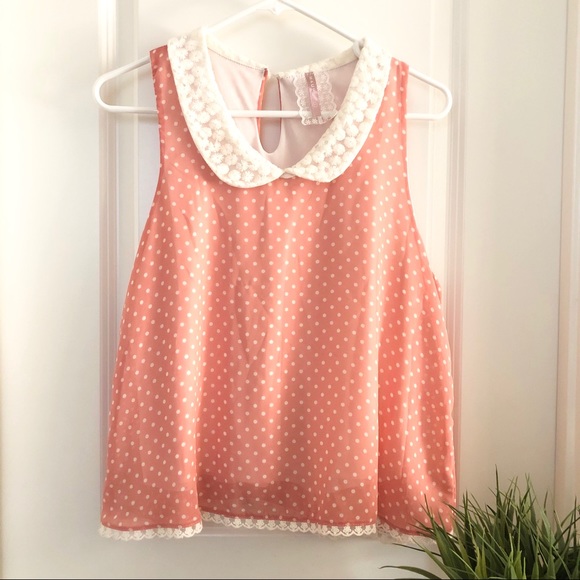 Tops - 💰Polka Dot Baby Doll Blouse